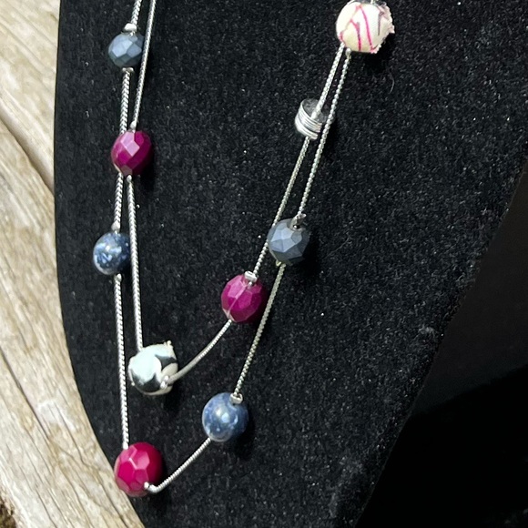 Loft silver cranberry and blue long necklace - Picture 11 of 11